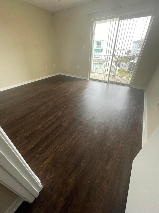 Foto del edificio - 500 Channel Marker St