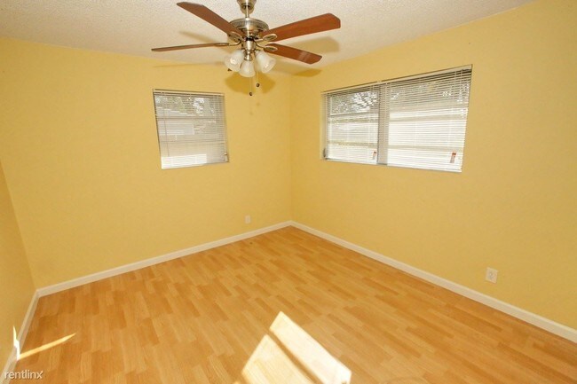 Foto del edificio - 3 br, 2 bath House - 1269 NW 4th Street