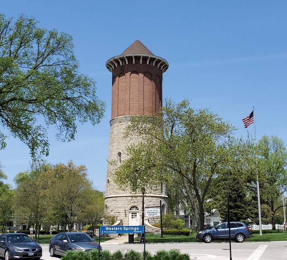 Foto del edificio - 4380 CENTRAL Ave