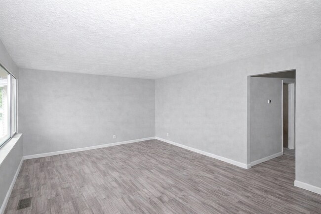 Foto del edificio - 4838 W Troy Ave