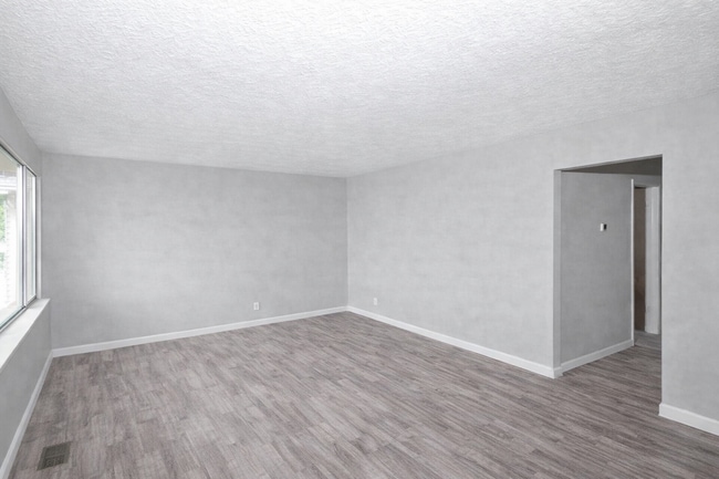 Photo - 4838 W Troy Ave House