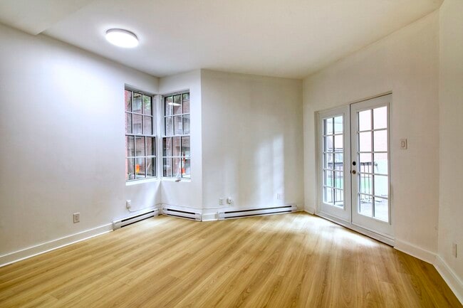 Building Photo - 3421 Rue Durocher