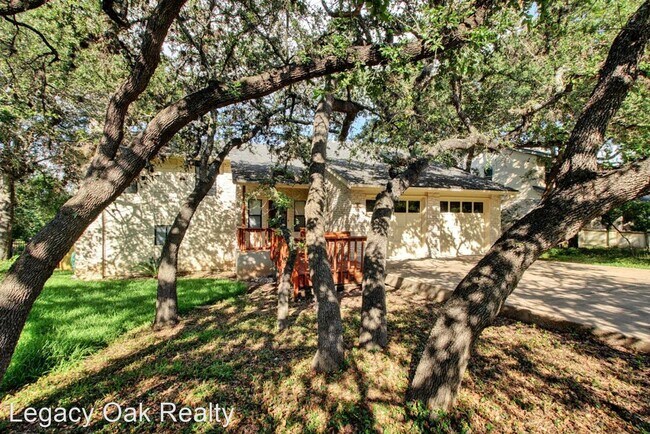 Building Photo - 3 br, 2.5 bath House - 6817 Bayridge Terrace