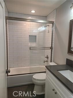 Foto del edificio - 13649 Osborne St