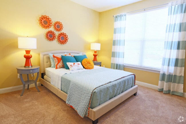 2BR Common Bedroom - Gateway at Rock Hill