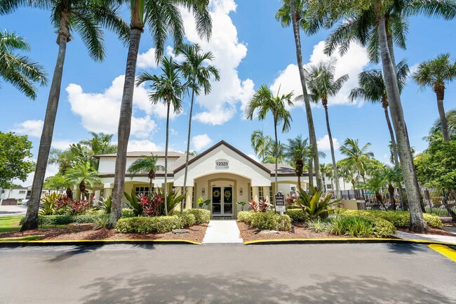 Una extensión natural del hogar - Emerald Palms