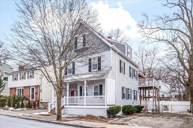 Building Photo - 266 Vermont St