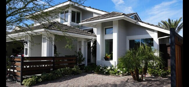Fabulous front side and back landscaping - 28111 Westfield Dr