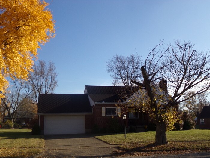Primary Photo - COMING SOON! 3 Bed Cape Cod Home!