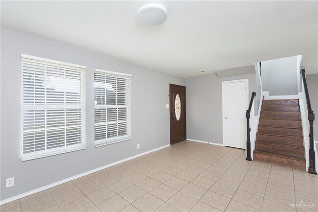 Building Photo - 4116 Petunia Ave