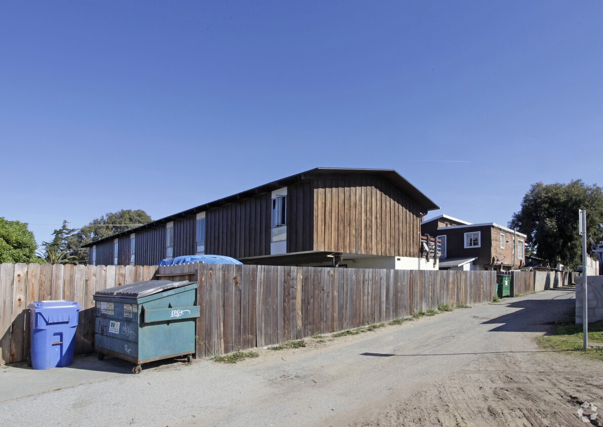 Building Photo - 1220-1228 Olympia Ave