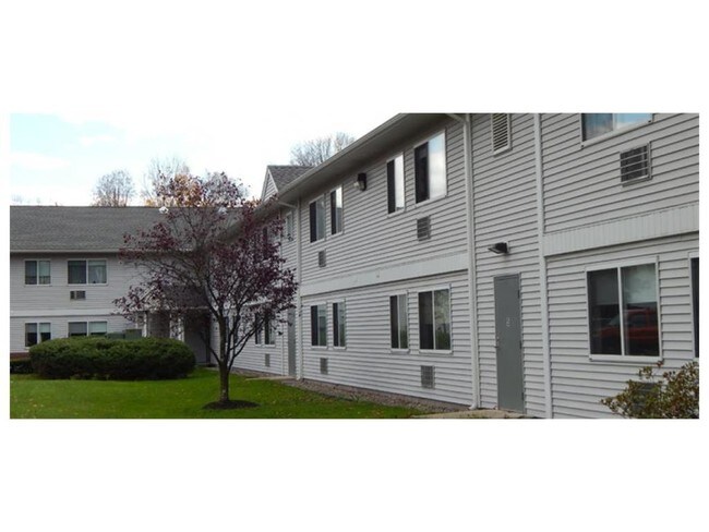 Building Photo - 114 Green Ave