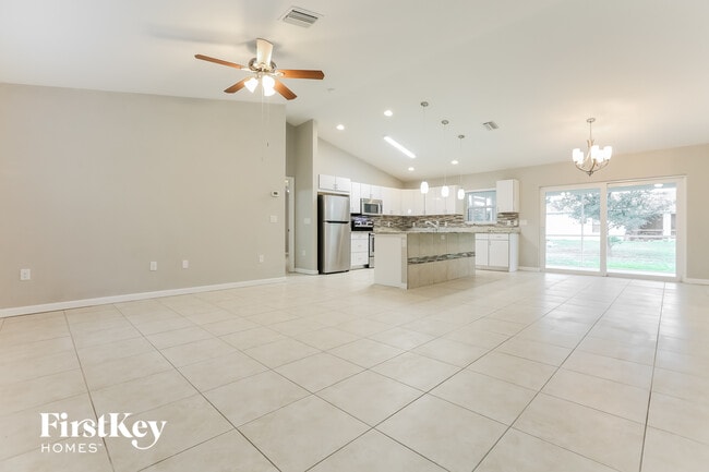 Building Photo - 3809 Everglades Terrace