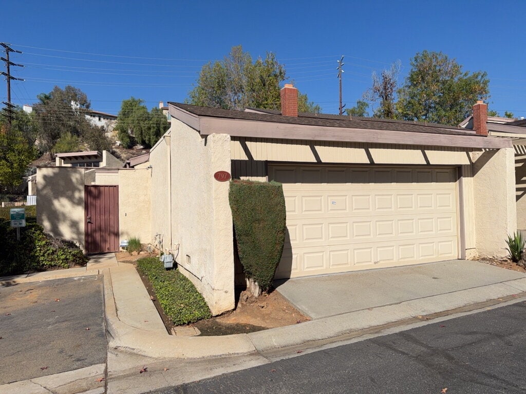 Photo - "Charming Riverside Retreat: Spacious 2-Bed, 2-Bath Condo at 797 Daffodil Drive