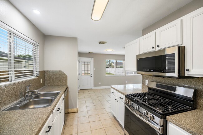 Foto del edificio - 6346 Torrance Elms Ct