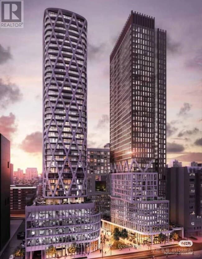 Building Photo - 230 Simcoe St