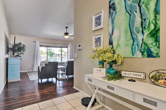 Building Photo - 2111 N Pebble Beach Dr