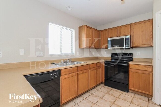 Foto del edificio - 14059 N 178th Ave