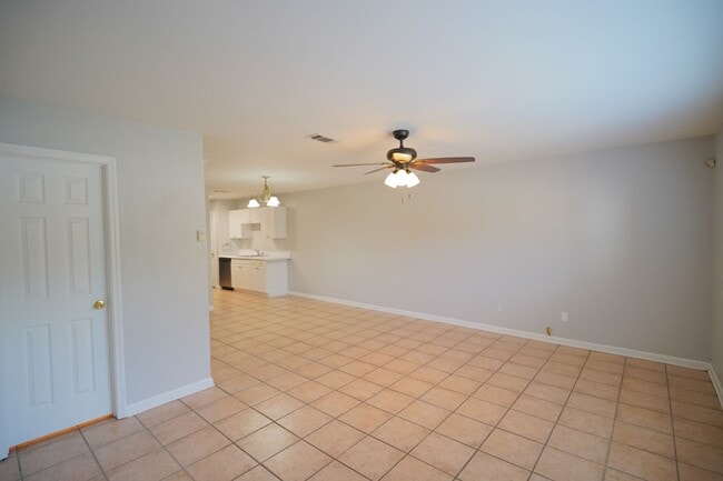 Photo - 859 W Brevard St Apartment