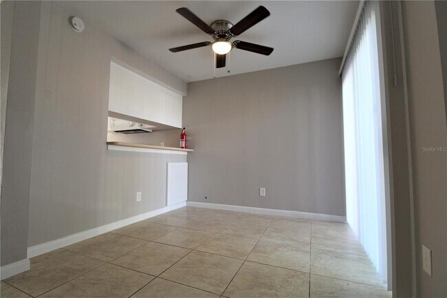 Building Photo - 2743 Hope St