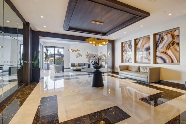 Building Photo - 20505 E Country Club Dr