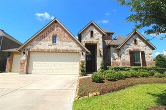 Building Photo - 6122 Garden Lakes Ln
