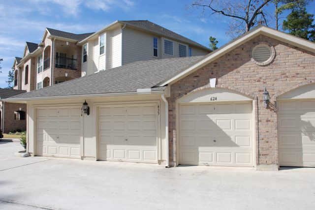 Foto del edificio - 6607 Lake Woodlands Dr