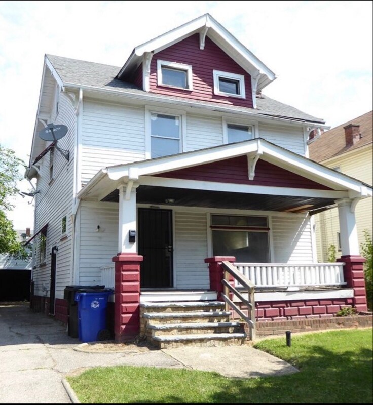 11809 Lenacrave Ave Cleveland, OH 44105 – photo 1