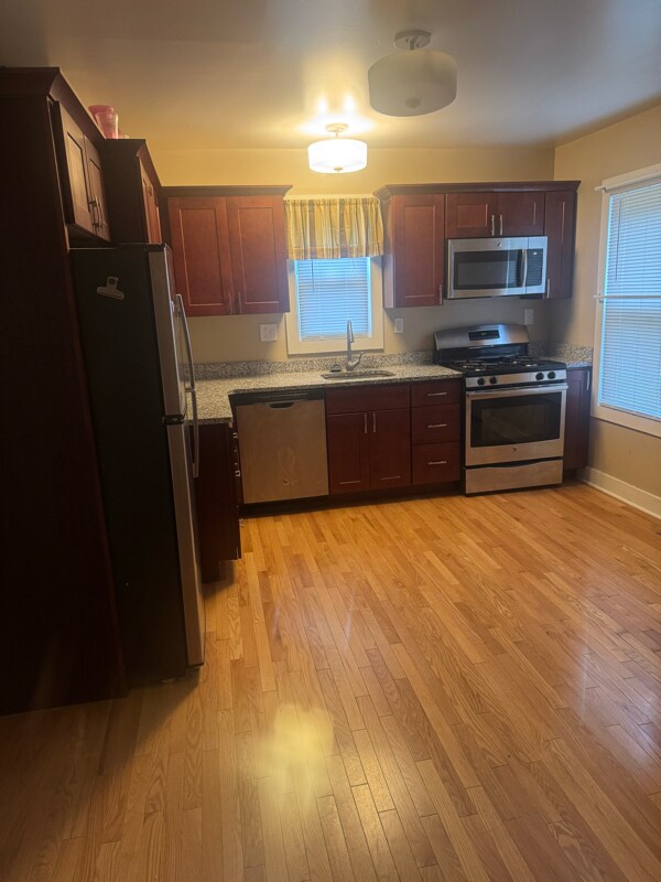 Foto del edificio - 103 Bowling Ln