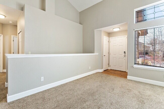 Foto del edificio - 5145 Stone Fence Dr