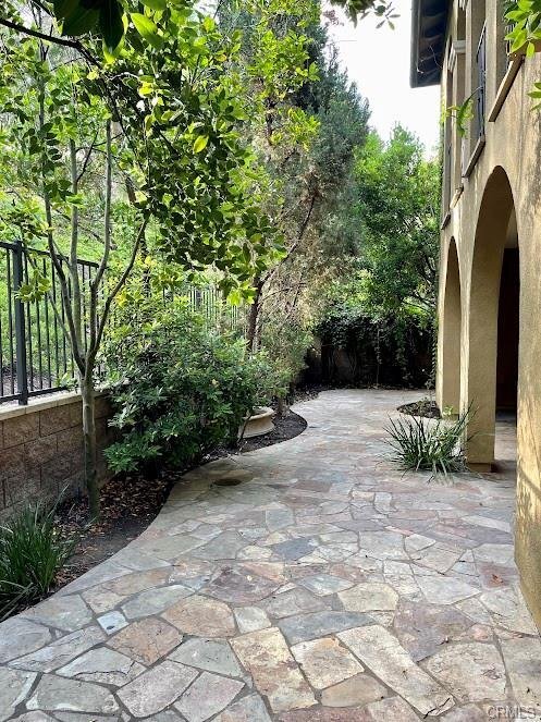 Building Photo - 59 Gingerwood