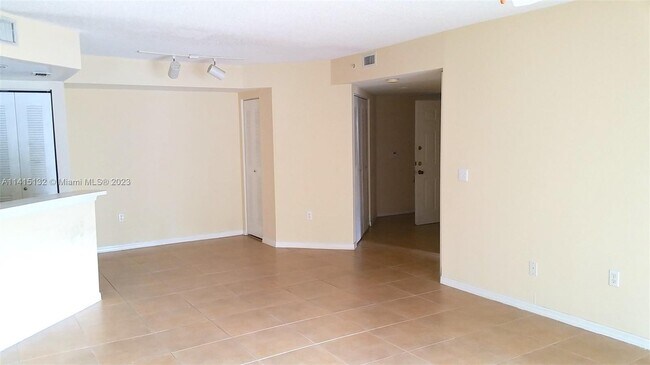 Foto del edificio - 4163 N Haverhill Rd