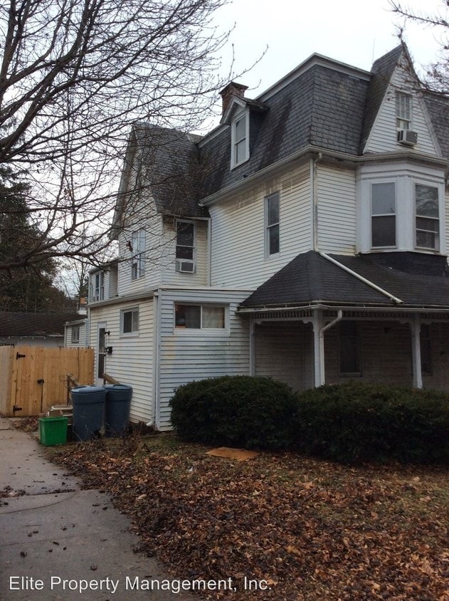 Primary Photo - 442 Lincoln St