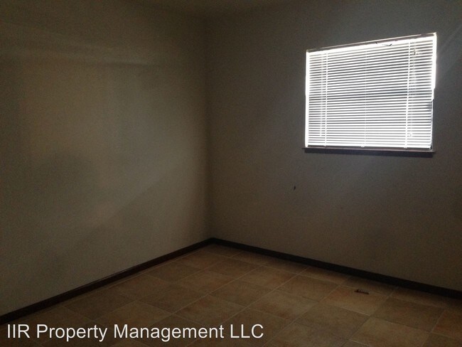 Building Photo - 3 br, 2 bath House - 1405 W. Berrendo Rd