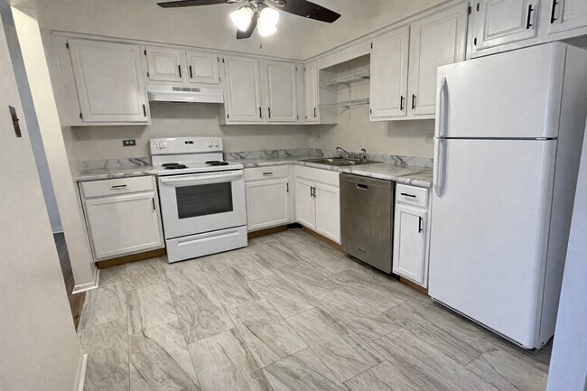 Foto del edificio - 103 W Elk Trl