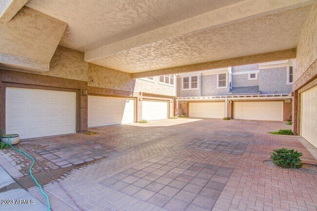 Foto del edificio - 15221 N Clubgate Dr