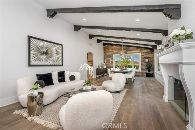 Foto del edificio - 3677 Eddingham Ave