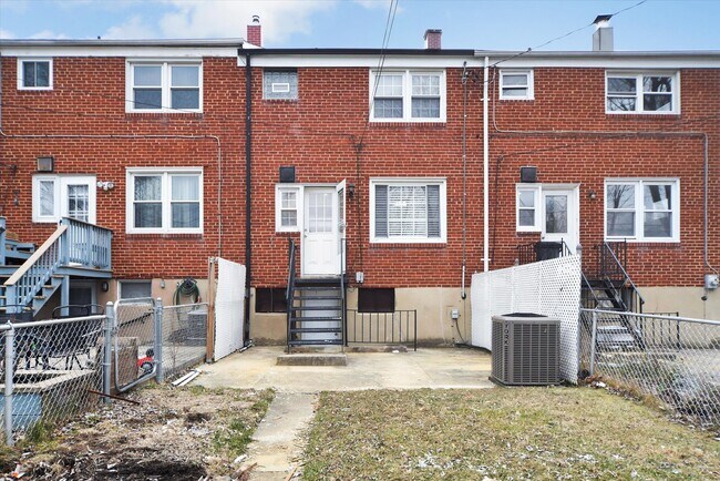 Building Photo - 8602 Ellen Ct