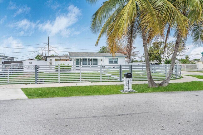 Foto del edificio - 12001 SW 176th Terrace