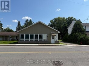 Building Photo - 2248 Laval Rd