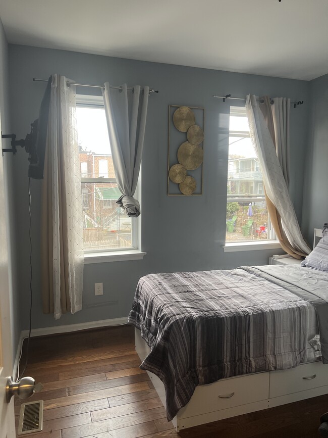 Building Photo - 2005 Cecil Ave