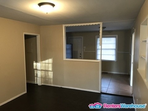 Building Photo - 3136 Latona Dr SW