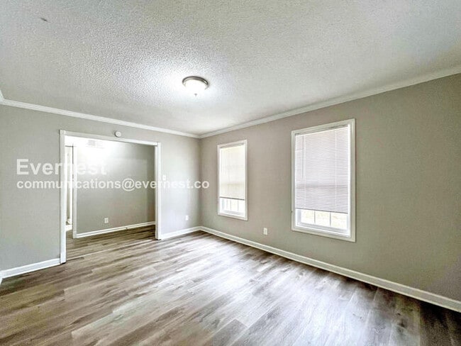 Building Photo - 3125 Walpole Ave