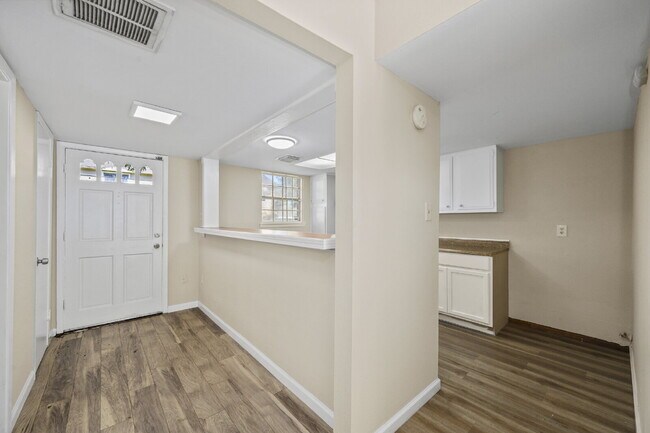 Photo - 7236 Crownwest St Apartment