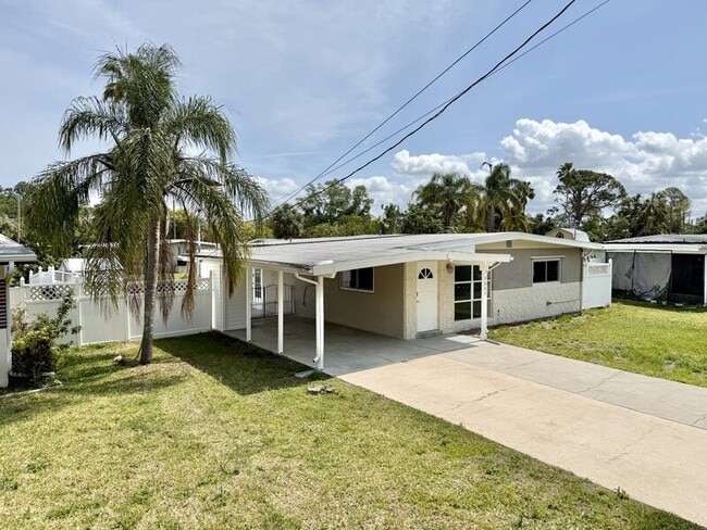 Building Photo - 5045 Osprey Ln
