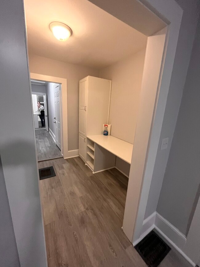 Office / den - 36 Loker St