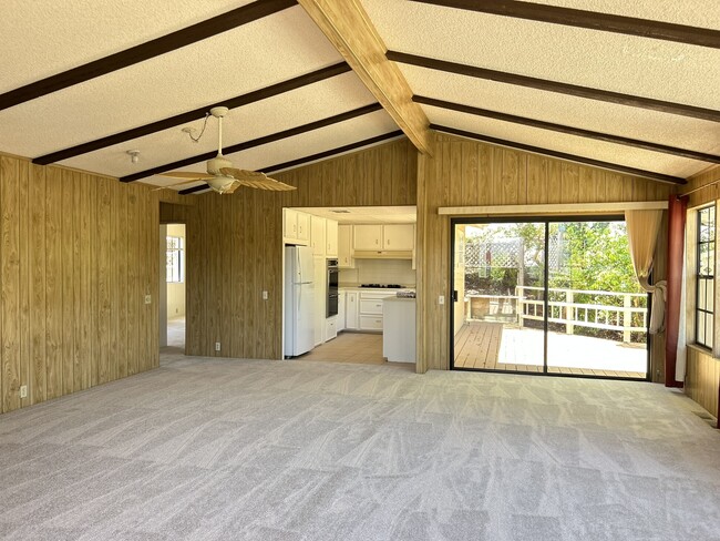 Building Photo - 140 Quail Way