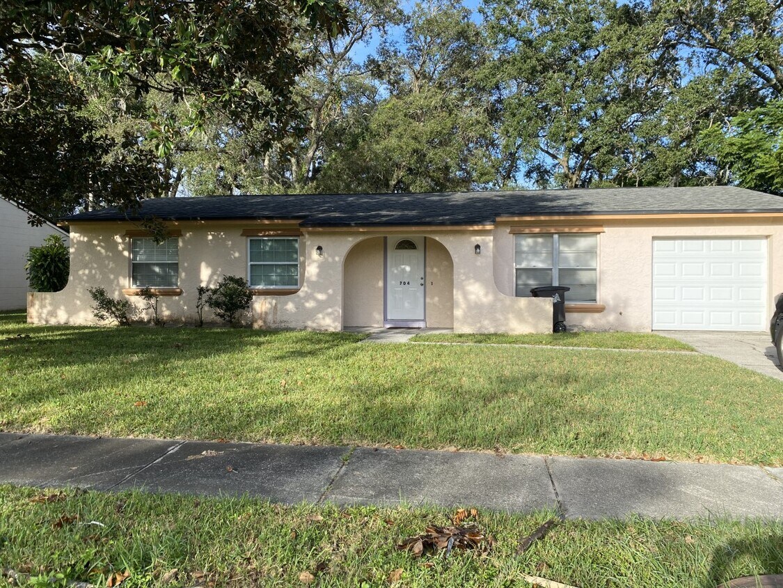 704 San Estaban Ave, Altamonte Springs, FL 32714 House Rental in