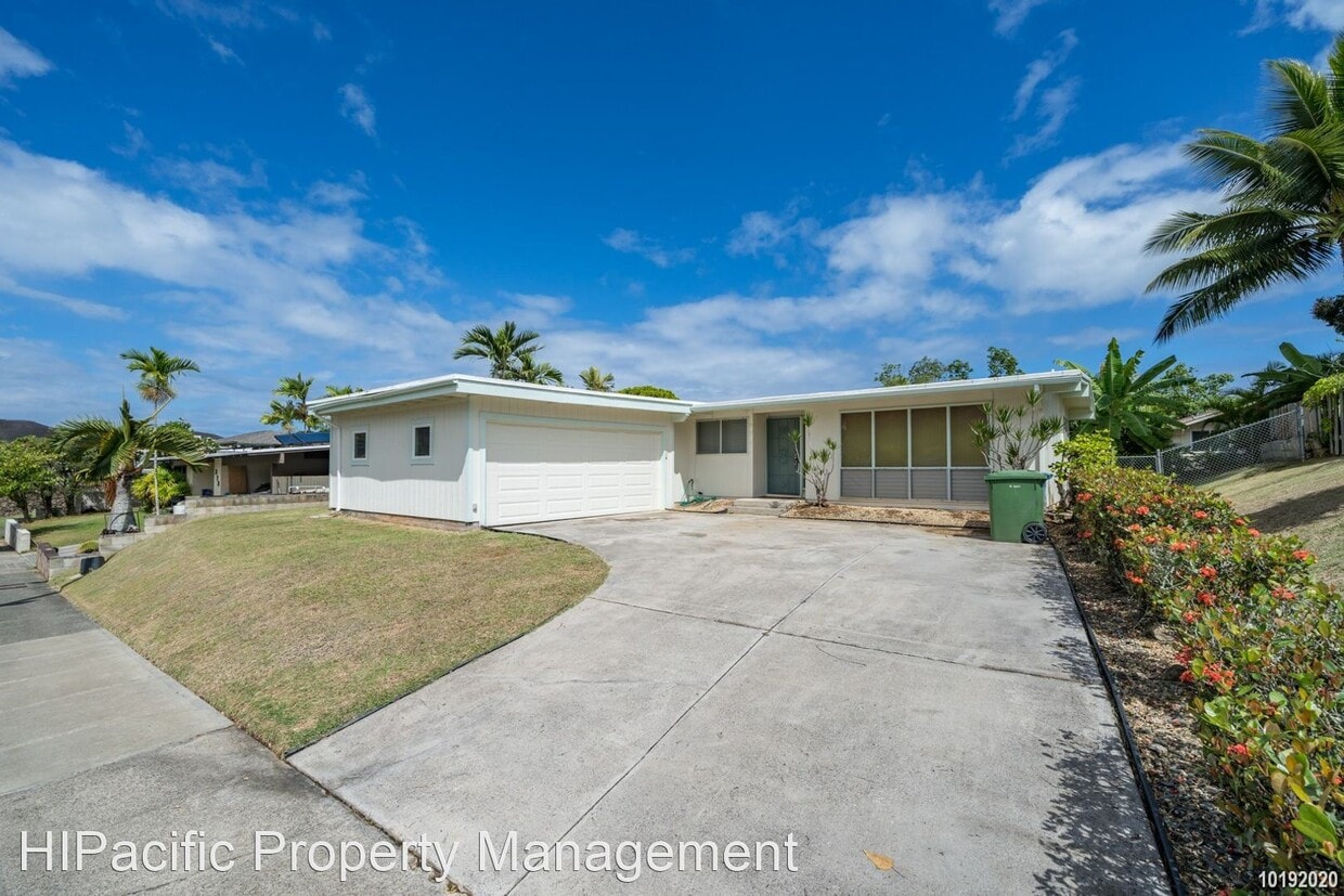 3 br, 2 bath House 371 Keolu Drive House Rental in Kailua, HI