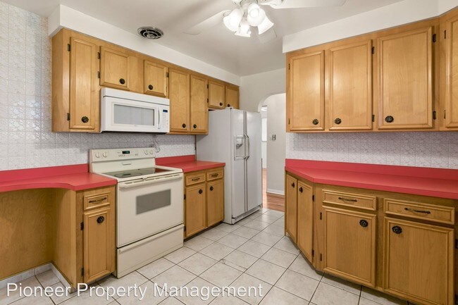 Building Photo - 3 br, 1 bath House - 3340 Ingalls St.